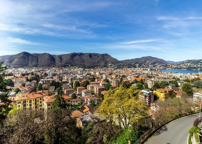 Silk & Sunset - And View With Parking Holiday home Como