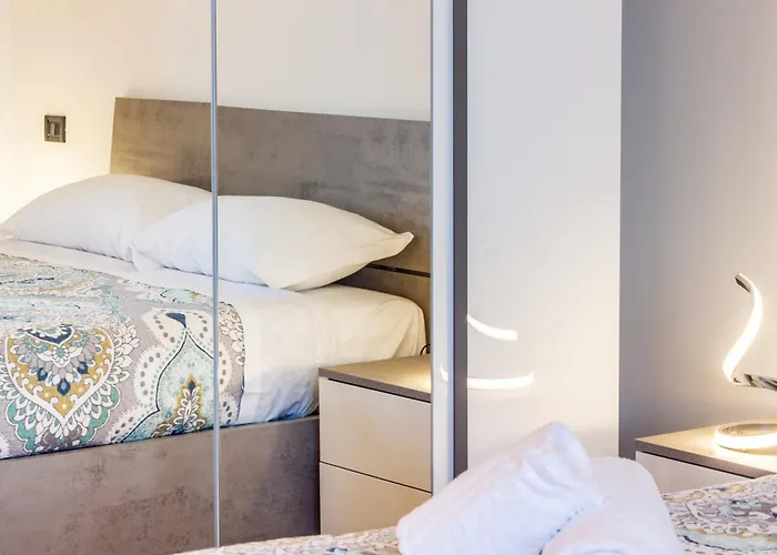 بيت للعطل Silk & Sunset - And View With Parking كومو