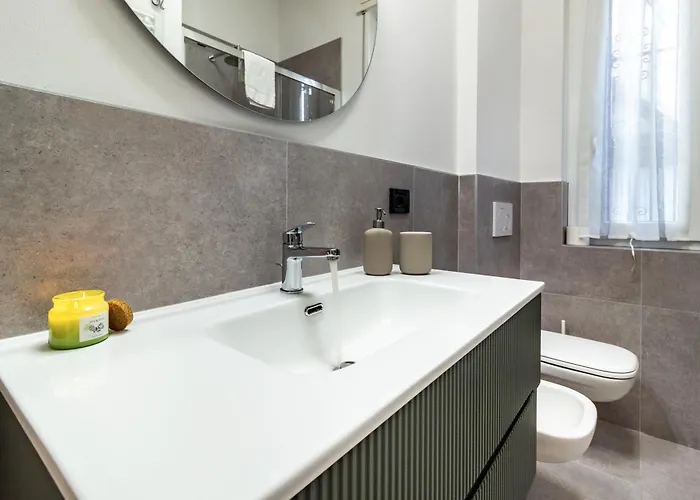 Silk & Sunset - And View With Parking بيت للعطل كومو