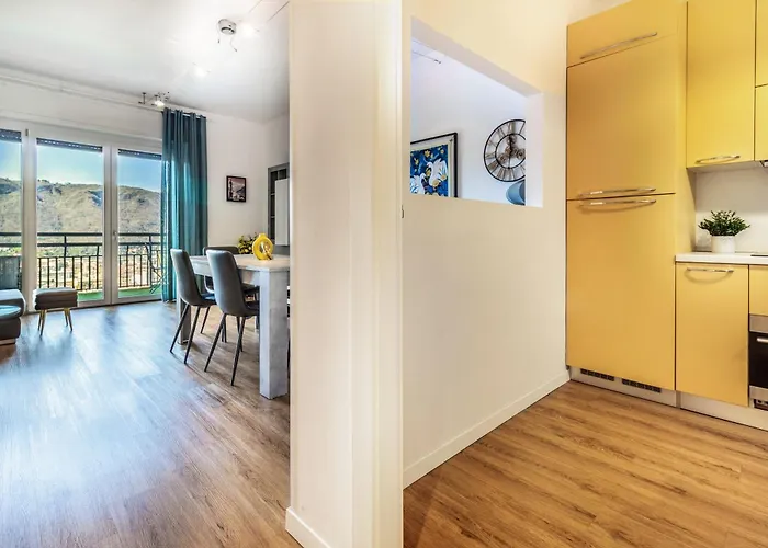 Silk & Sunset - And View With Parking *