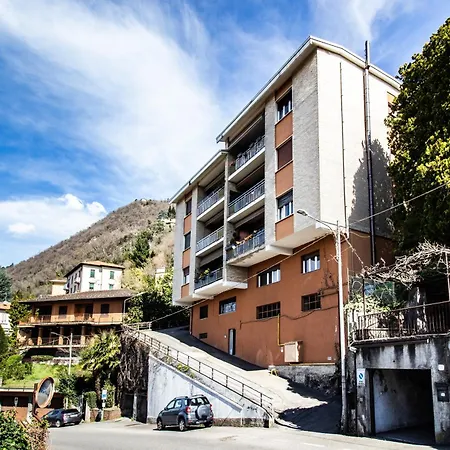 펜션 Silk & Sunset - And View With Parking 코모