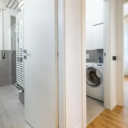 Silk & Sunset - And View With Parking 科莫